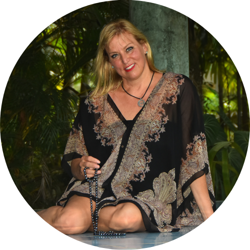 Lynn Olivary