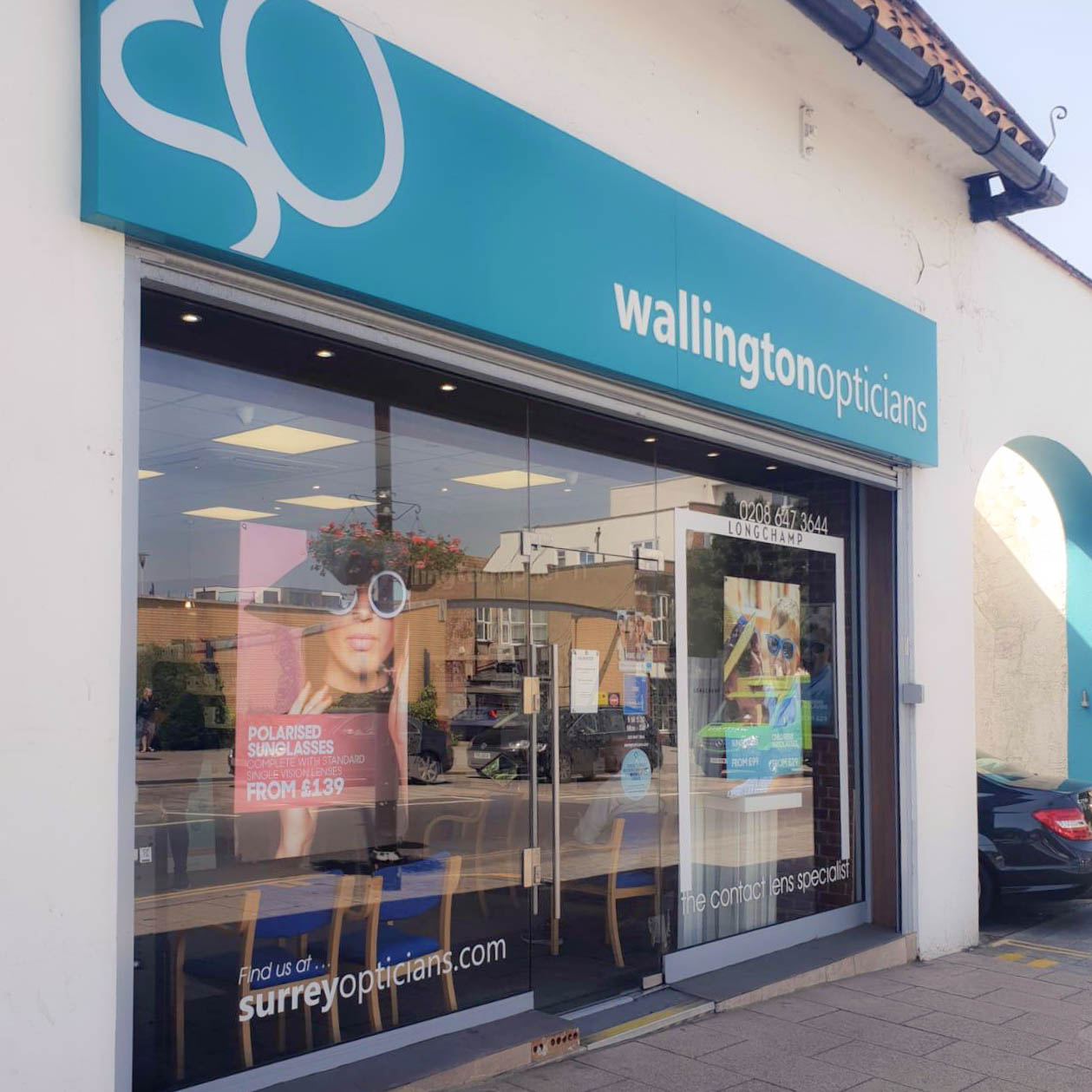 wallington opticians shop front