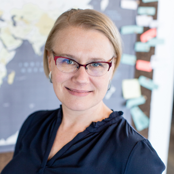 Liz Lajoie | Zen Money Strategist & CFO