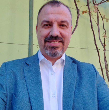 Speaker Dragos Panainte