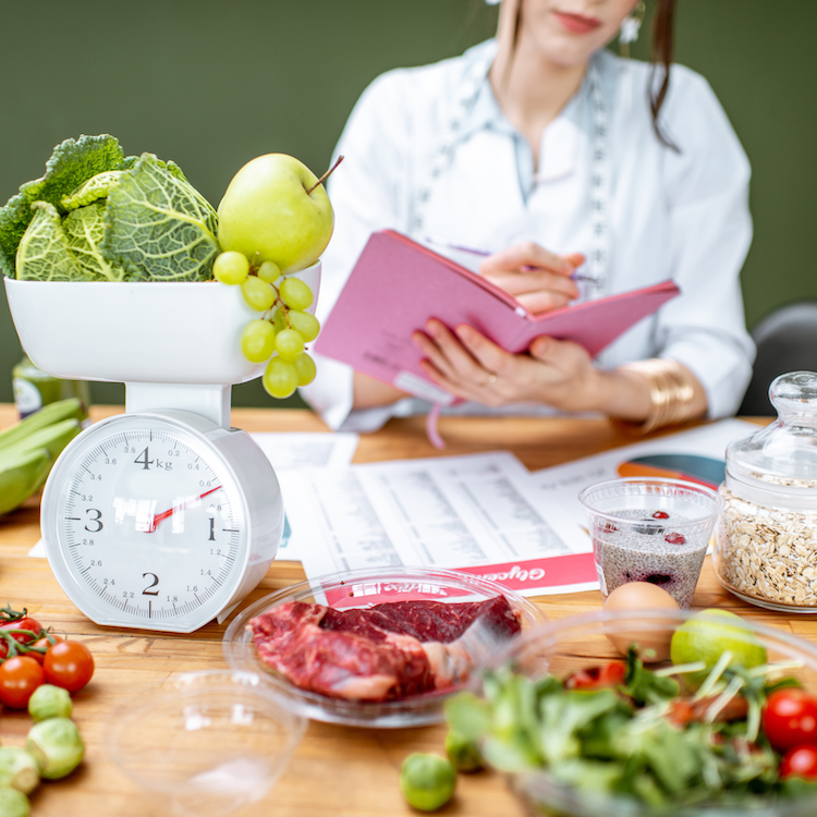woman counting calories
