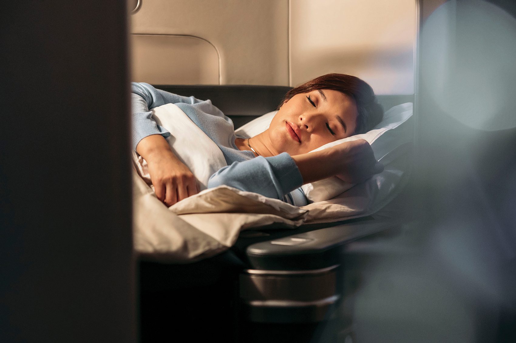 Expert Tips to Get Restful Sleep on a Plane: A Complete Guide.