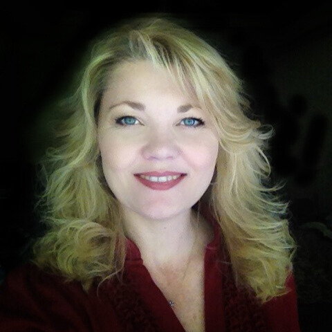 Kelly N Jane Headshot