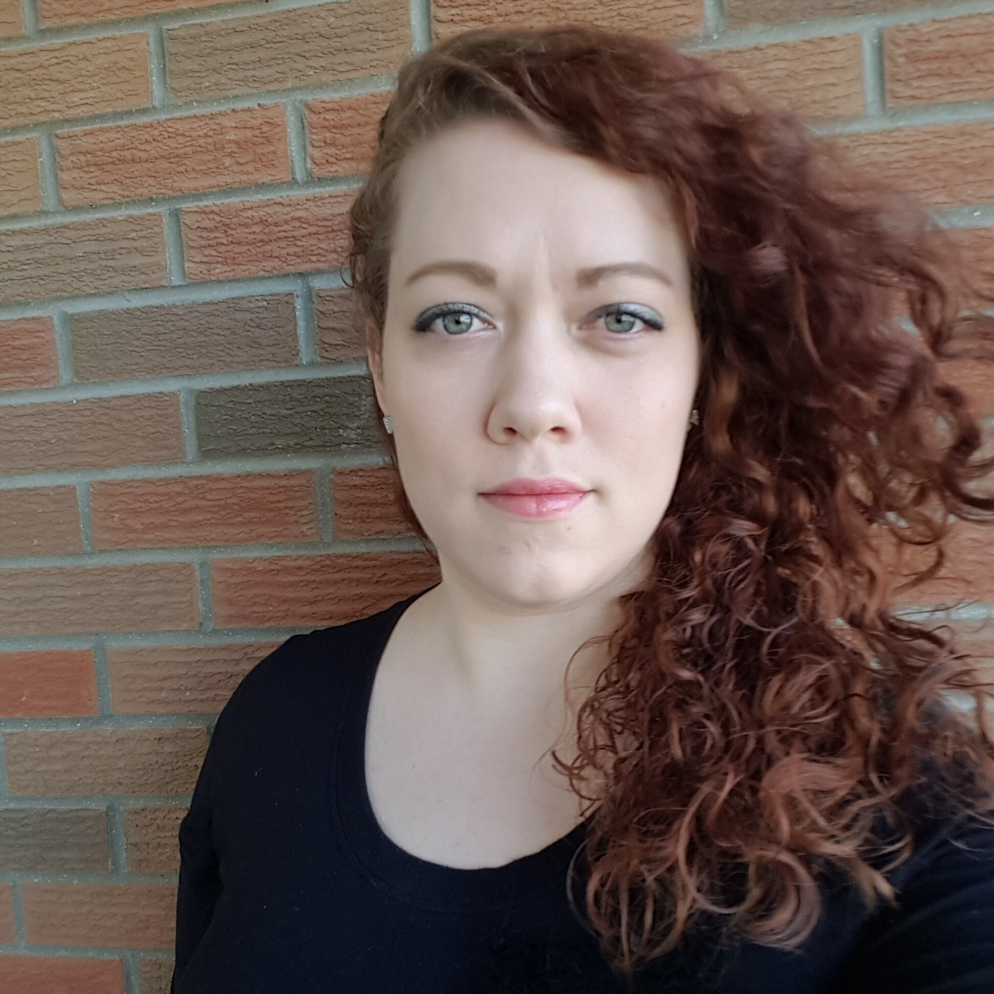 Danielle Mathieson Pederson Headshot