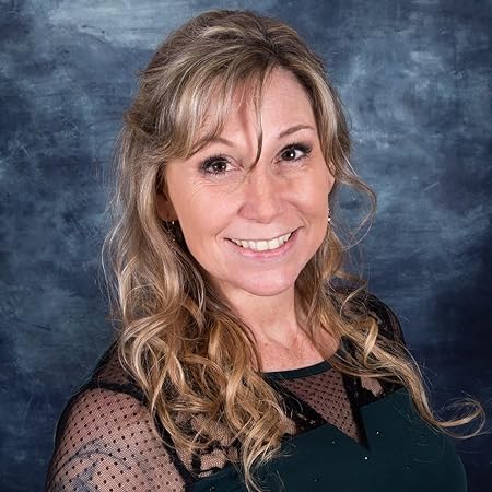 Marie Whittaker Headshot