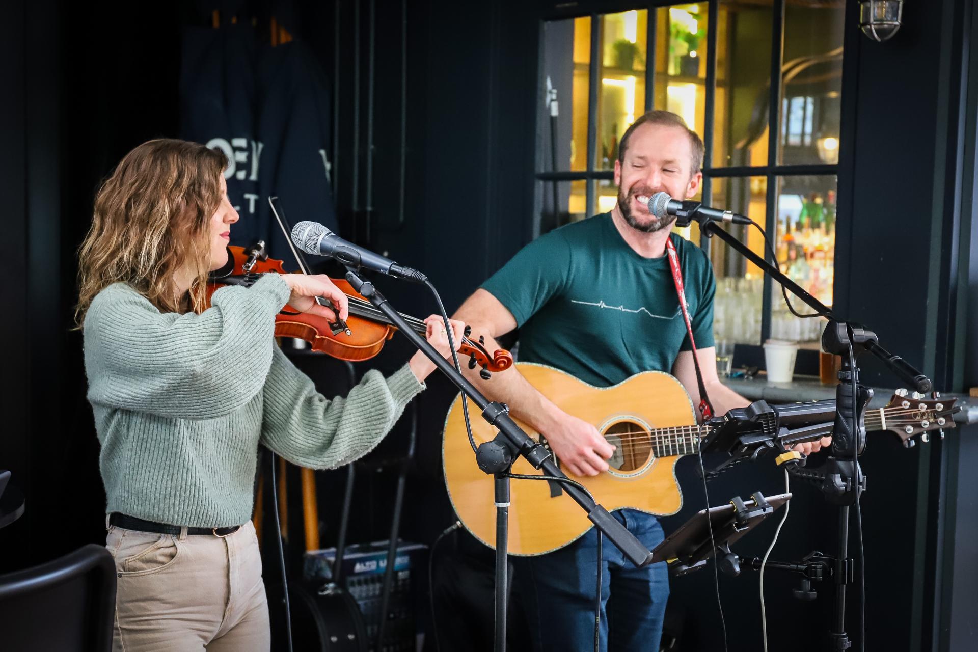 david & Marika violin duo
