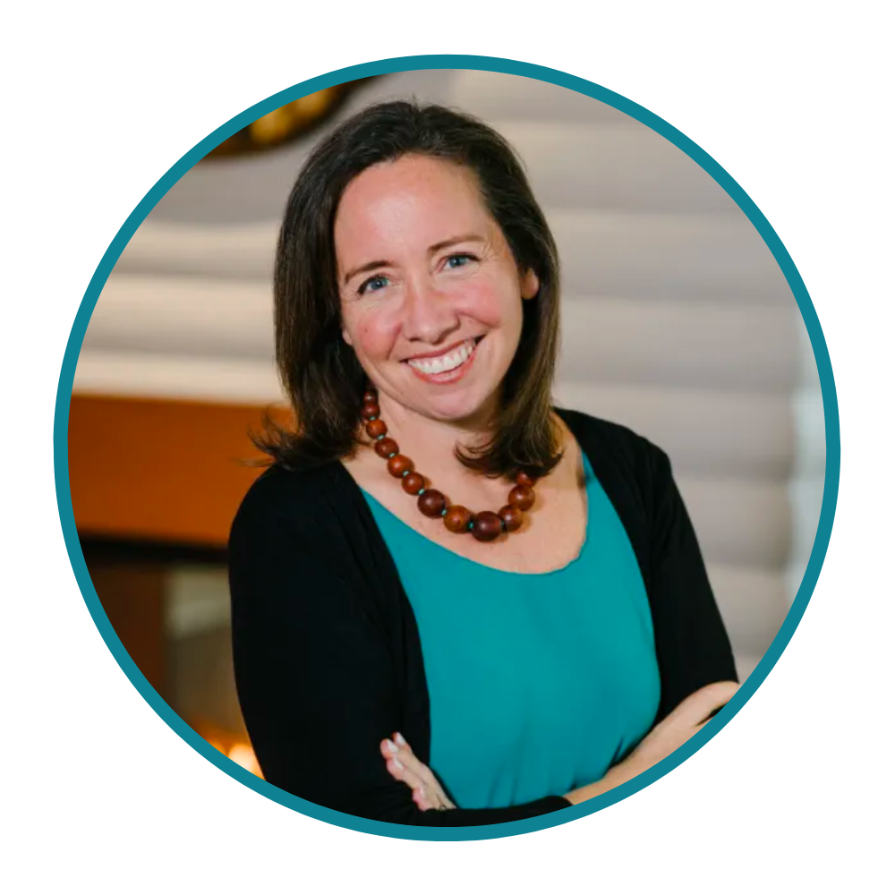 headshot of Maddy Niebauer