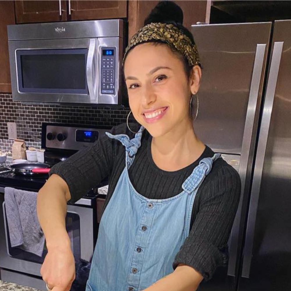 Becoming Virtuosa with Dr. Susan Crockett | Healthy Holiday Peppermint Bark with Sam Blumenthal