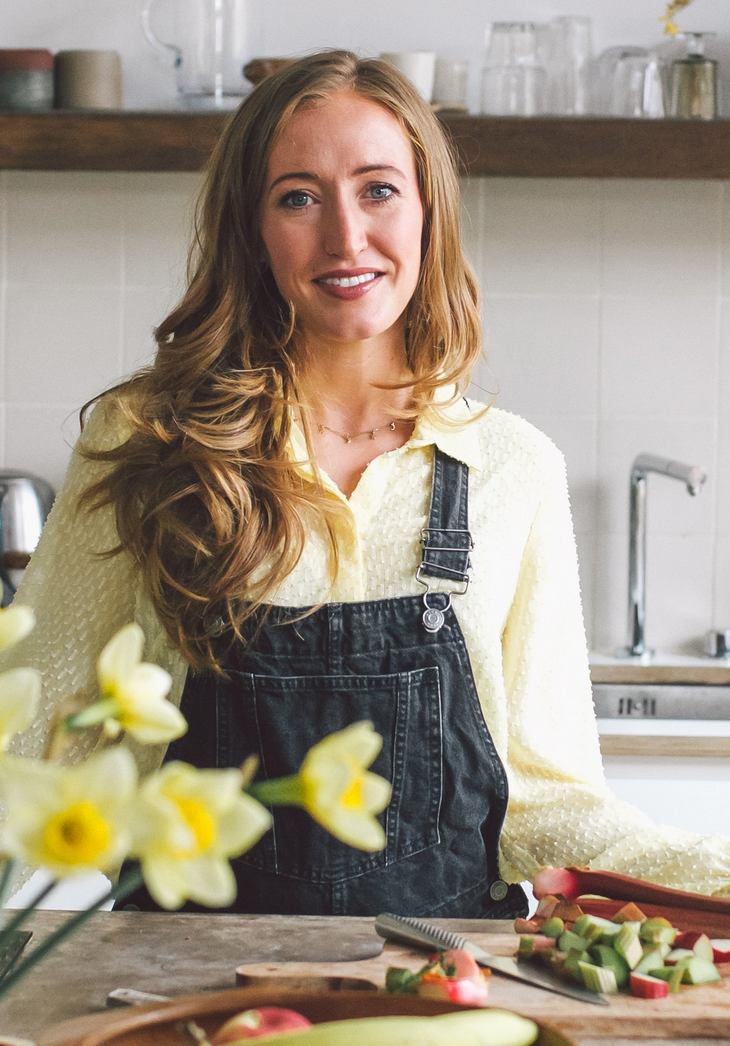 Dr Helen Allergy - Lucy Upton