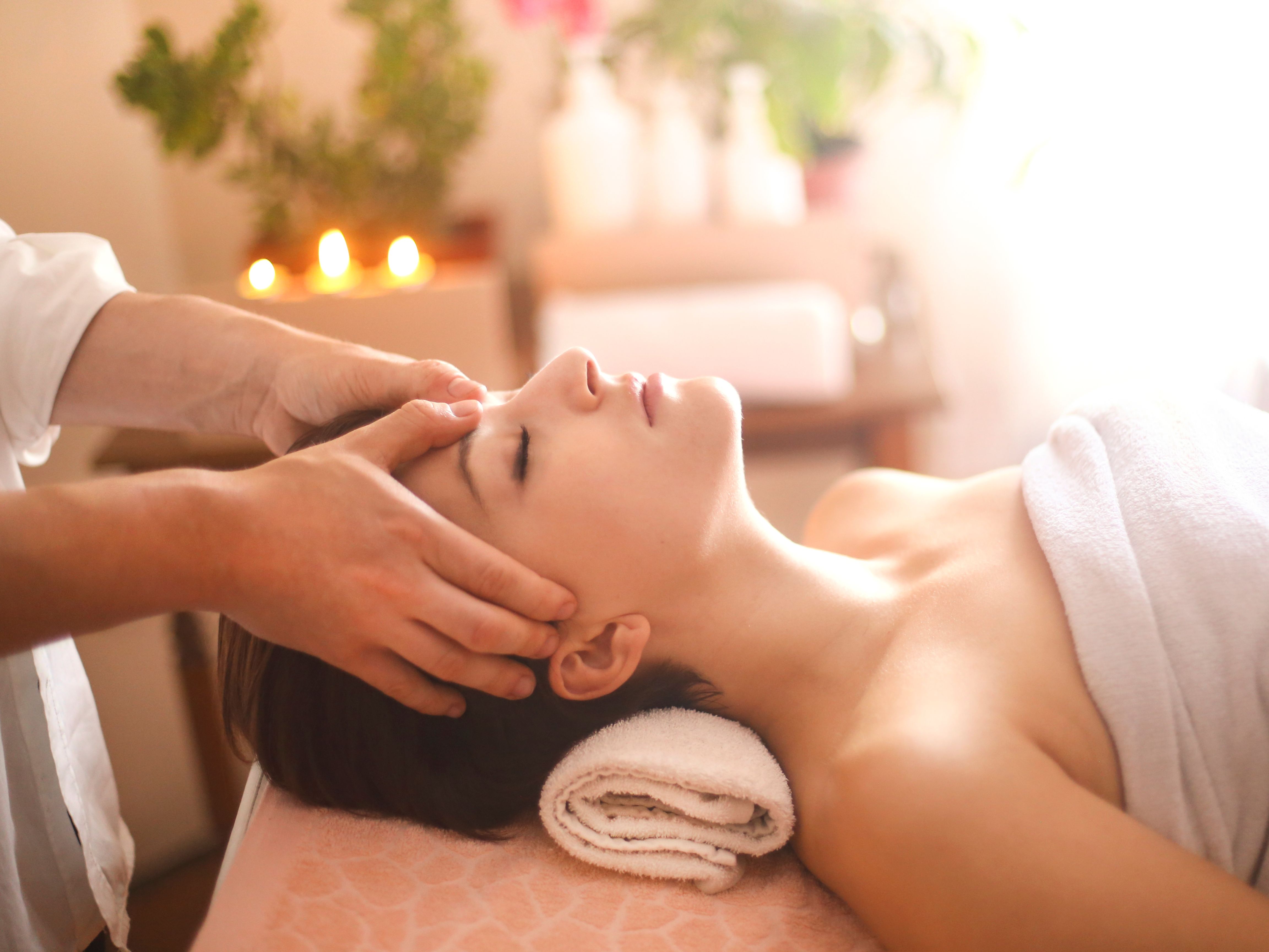 woman receiving relaxing massage therapy in Houston