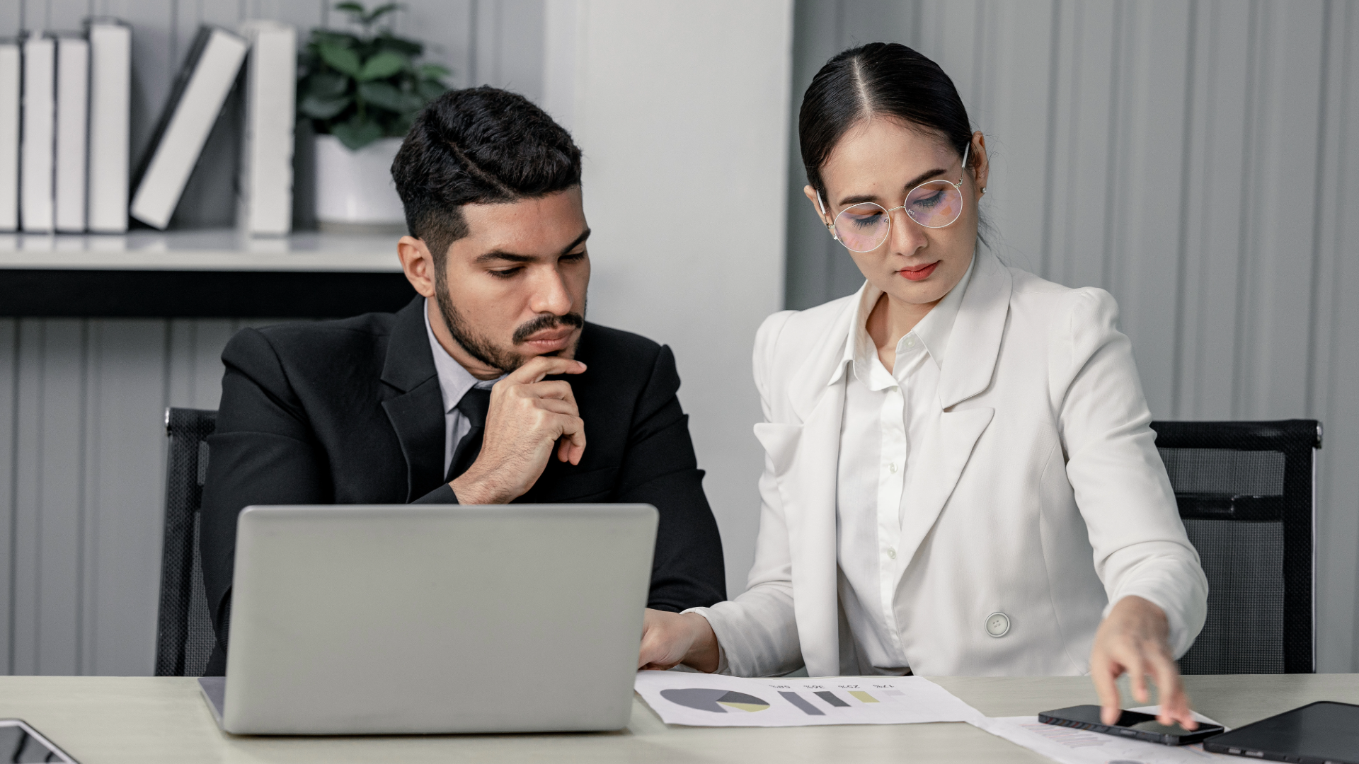 Lo que nadie te explica sobre separar tu vida personal de tu negocio en EE. UU.