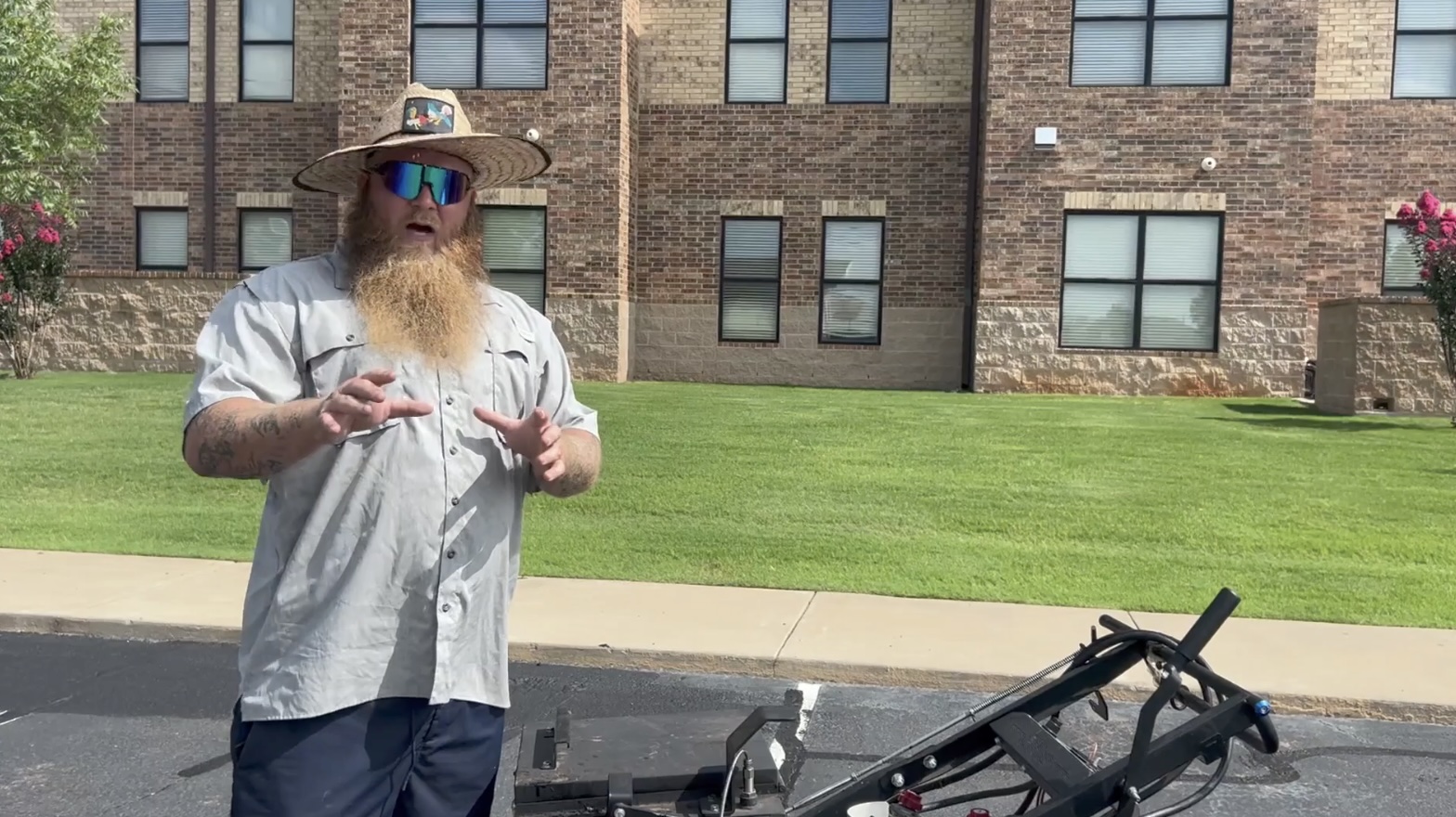 How to pressure wash a house