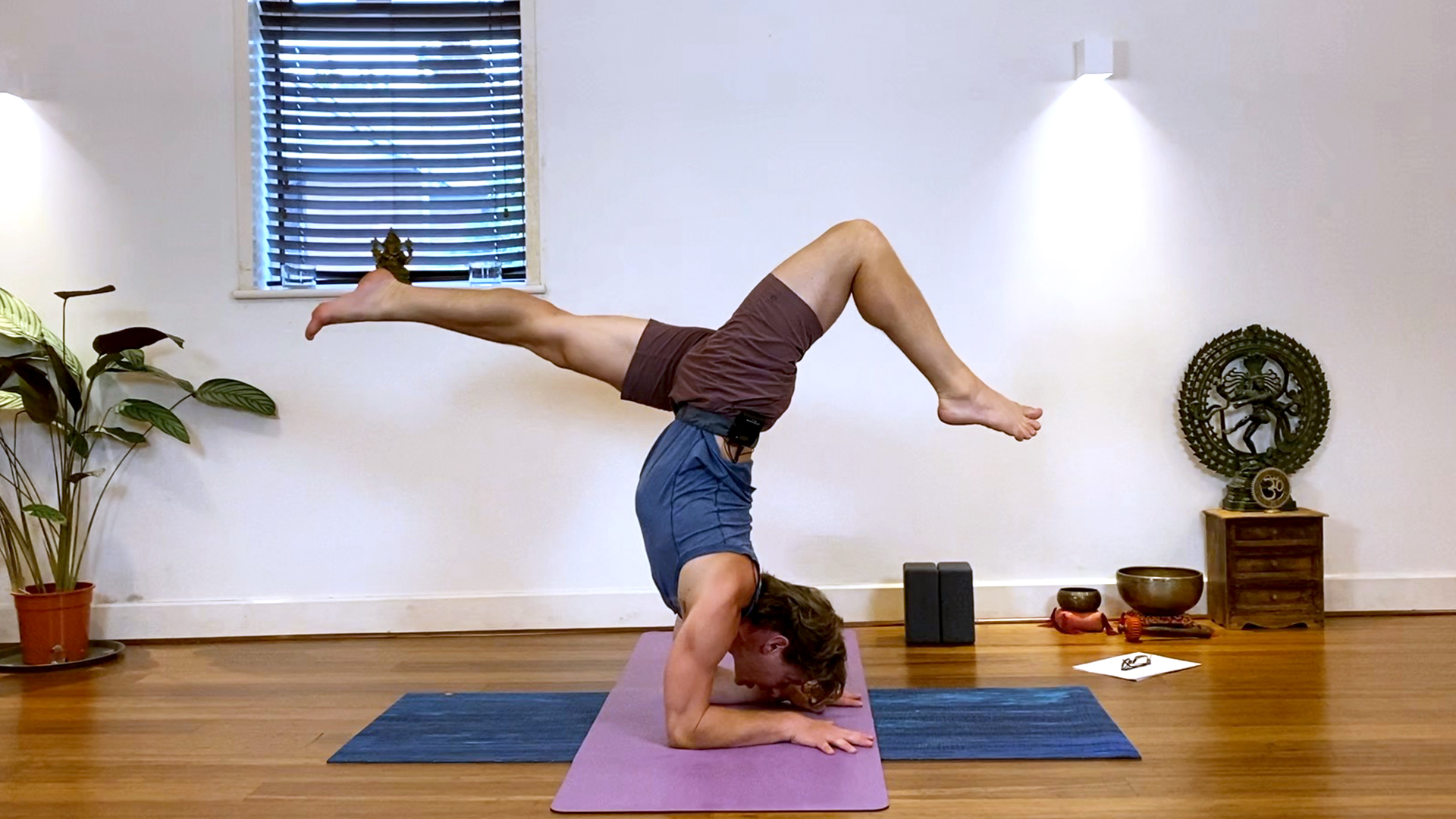 arm balance handstand online yoga course