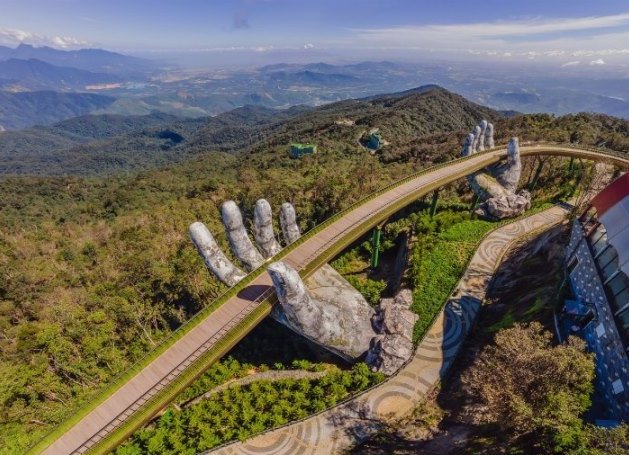 Golden-Bridge_Da-Nang