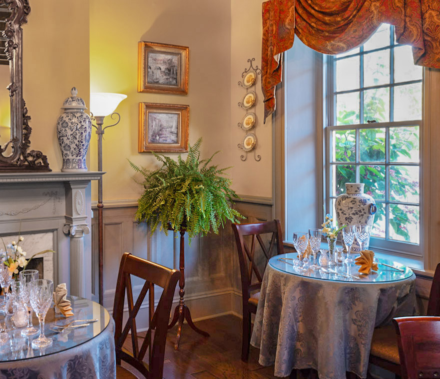 Travel Photography Historic Inn