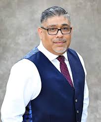 Carlos Samaniego, EA