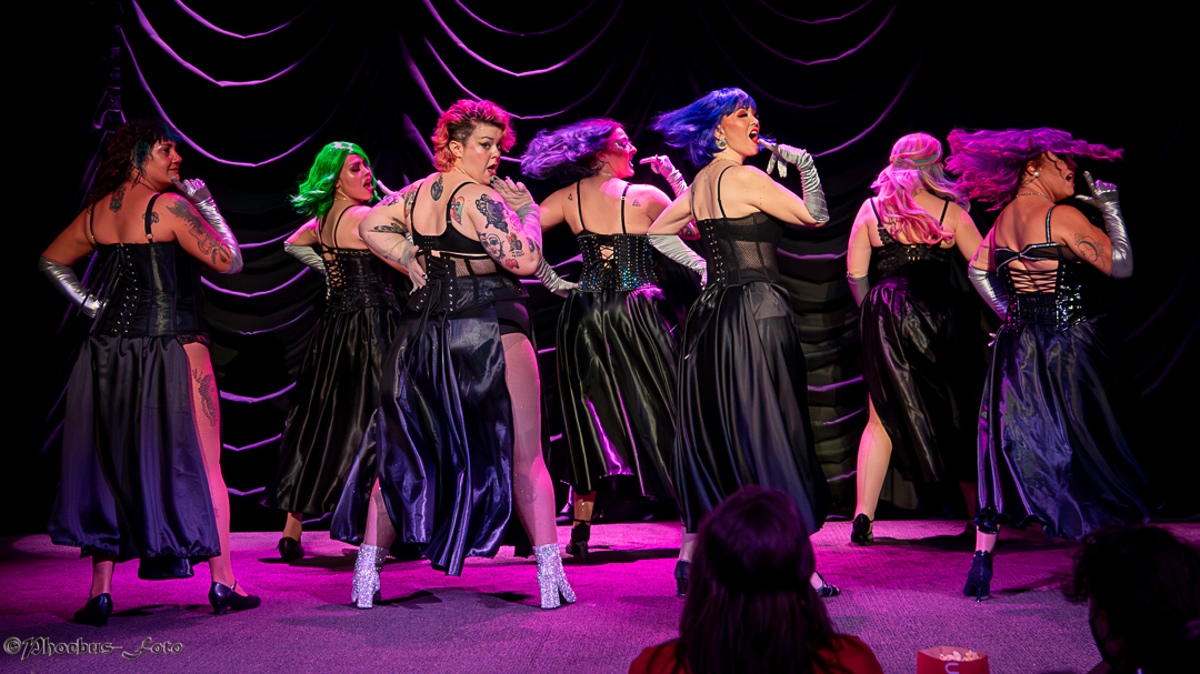 ShowGirl Temple Performers