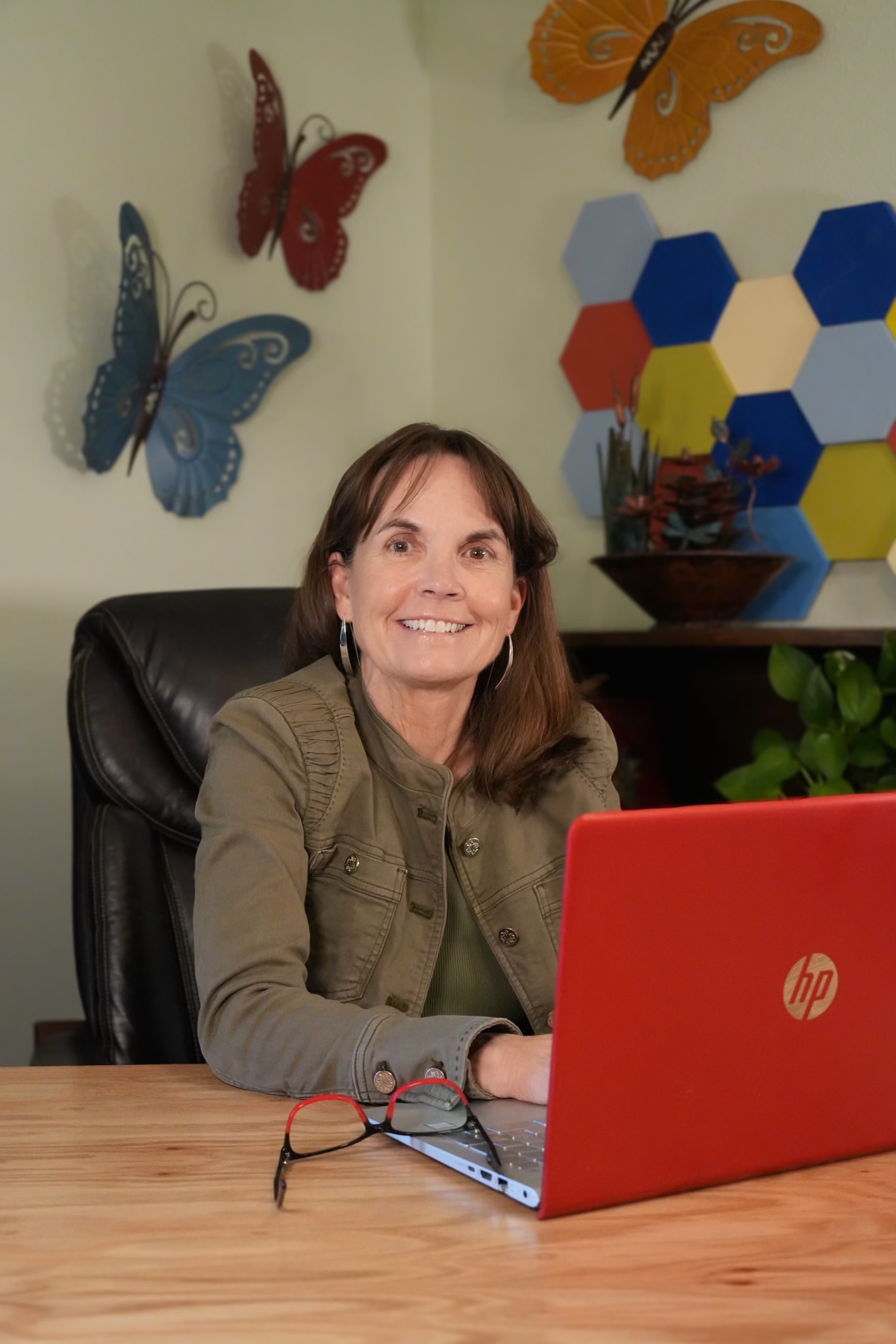 Overcome Isolation in Estrangement with Expert Guidance