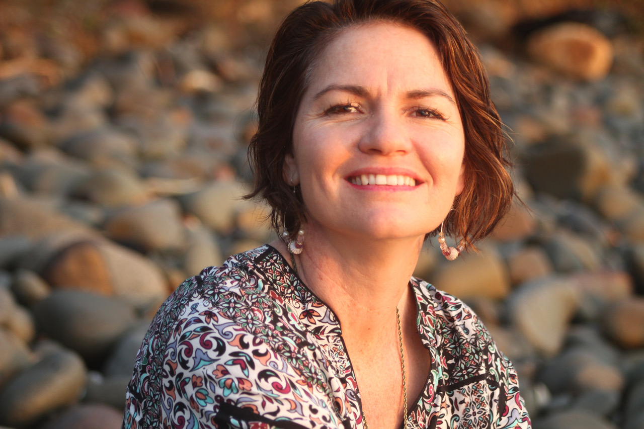 Sandra Jones-Rider, Master Curator & Senior Trainer