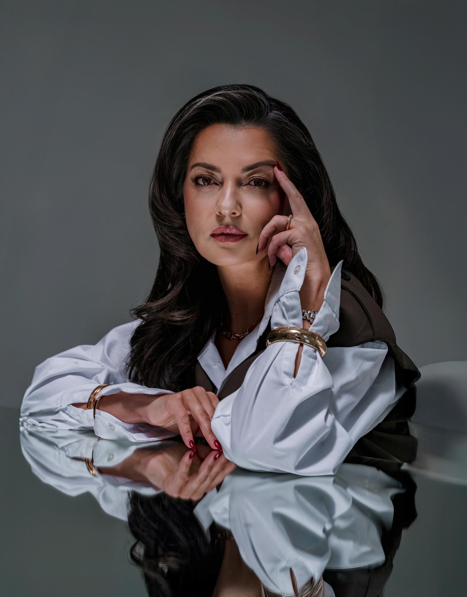 Juliana, host of The Wealth Rebellion