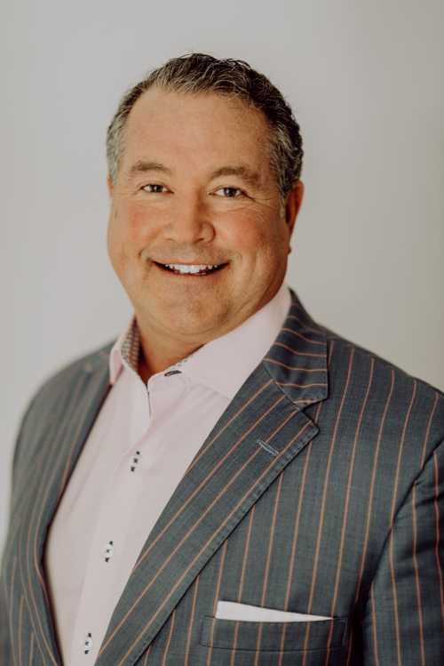 Picture of Brett Davenport, Best-Selling Author of Steadfast Leadership